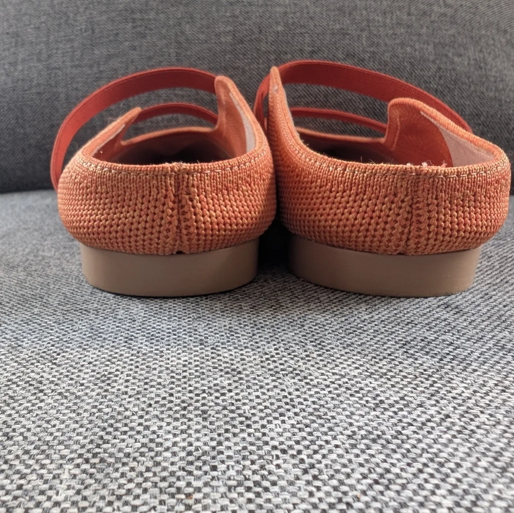 Vivaia Pointed-Toe Mules - Picture 8 of 11